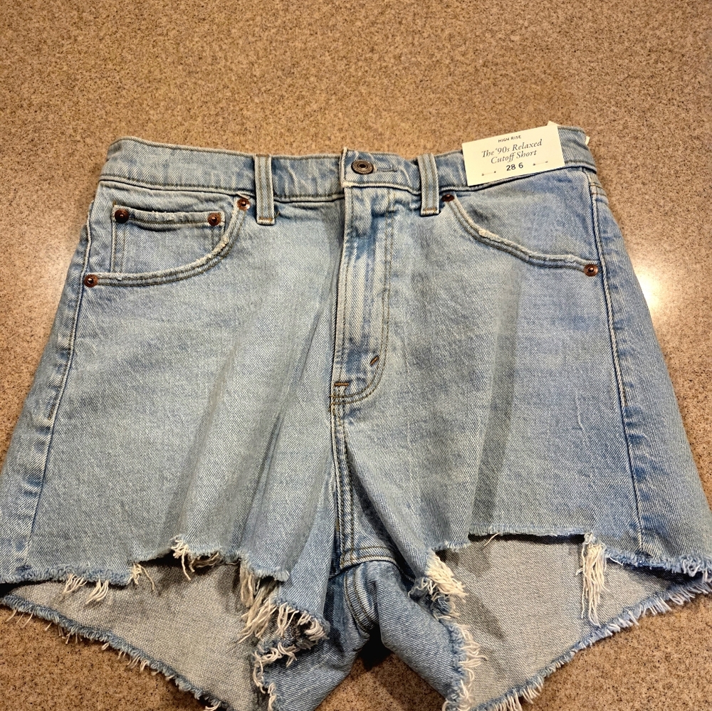 NWT Abercrombie & Fitch The 90s Relaxed Cutoff Short High Rise
